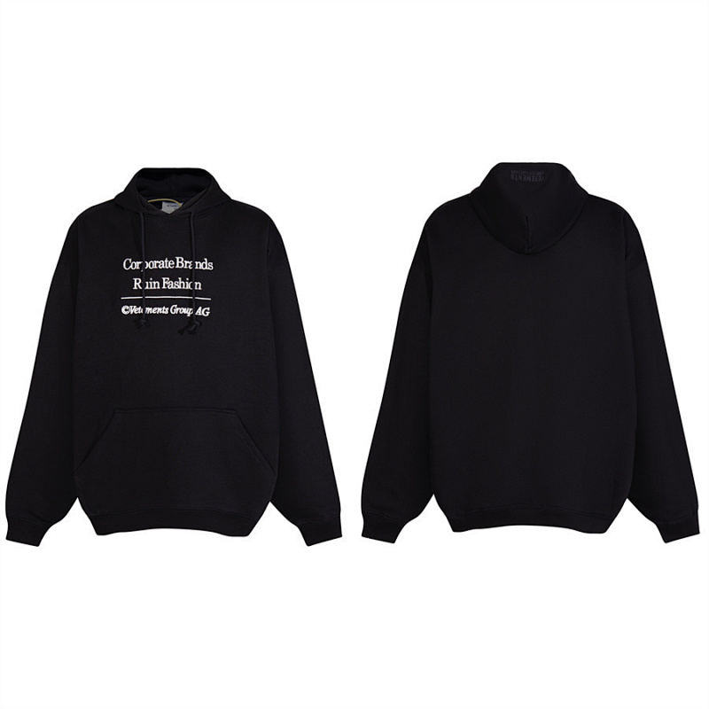 VETEMENTS (325)