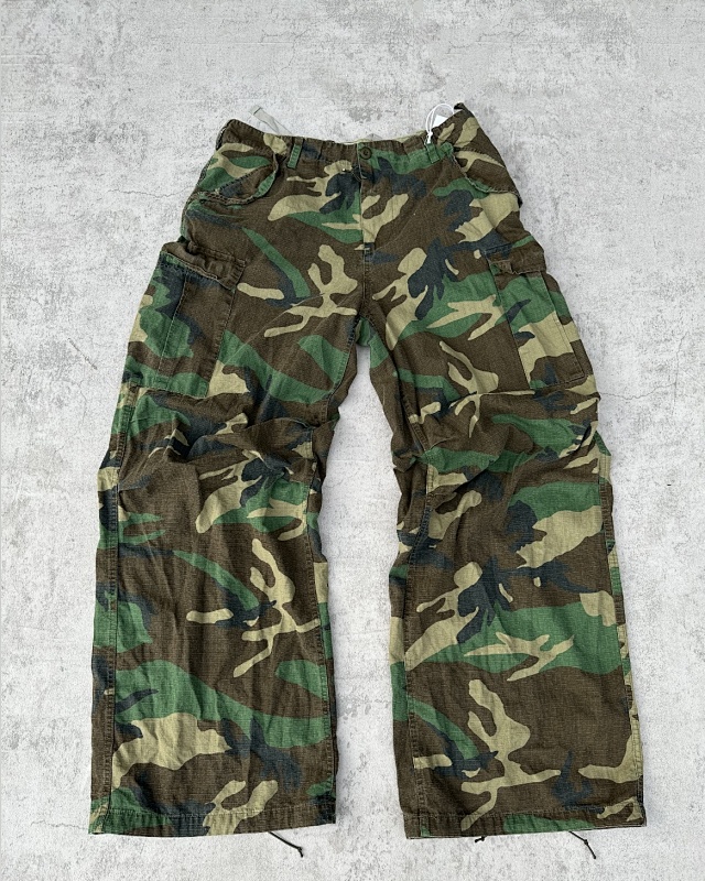 VETEMENTS PANTS