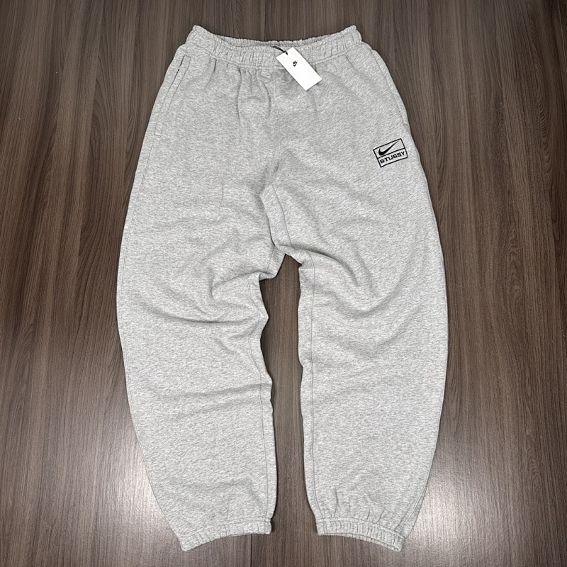 STUSSY (674)