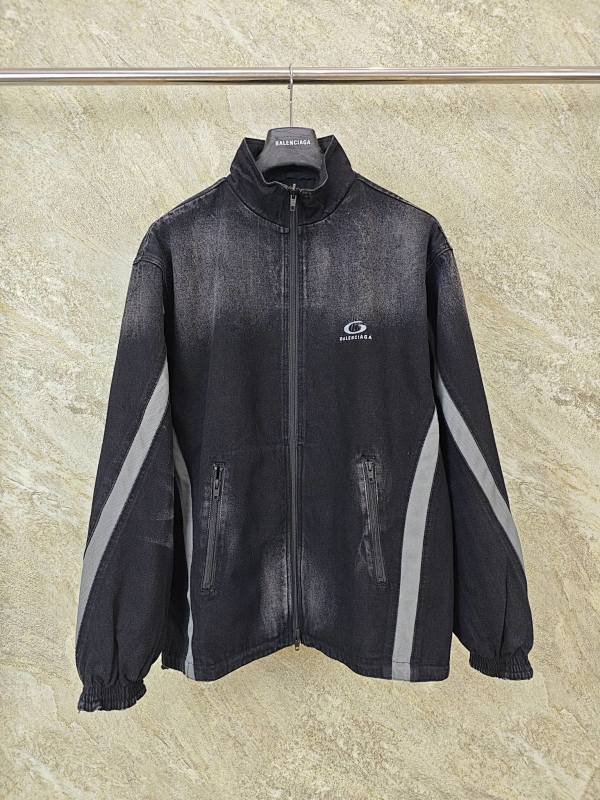BALENCIAGA (369)