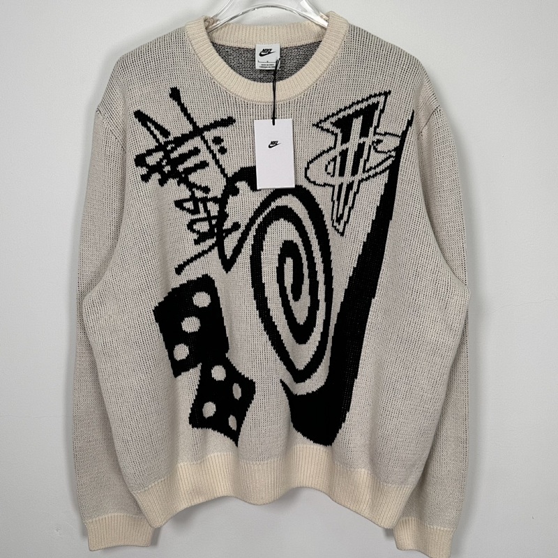 STUSSY SWEATERS