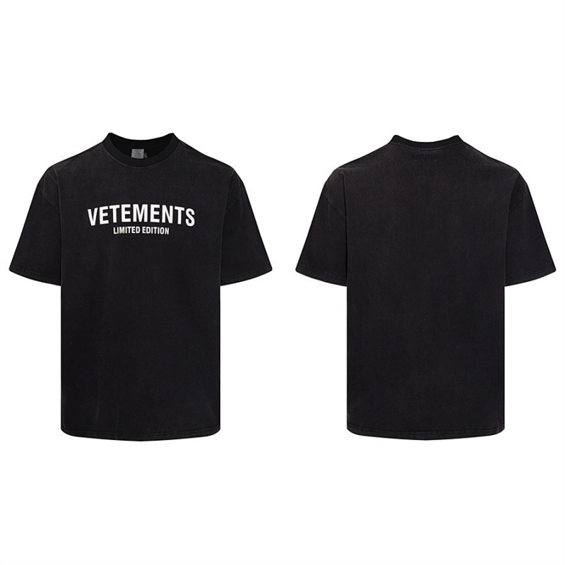 VETEMENTS TSHIRTS