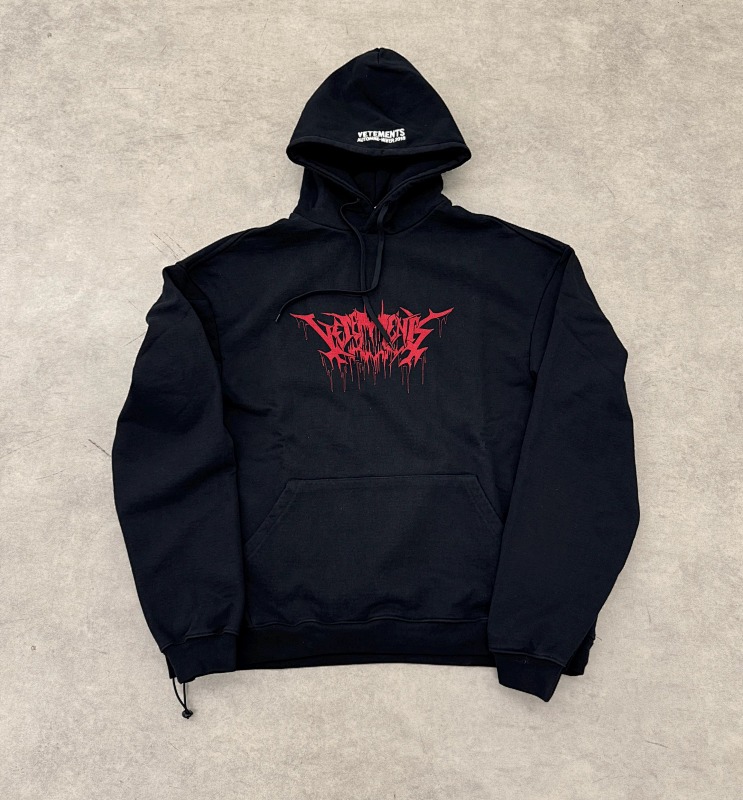 VETEMENTS (184)