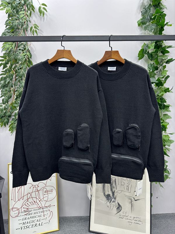 OFF WHITE (352)