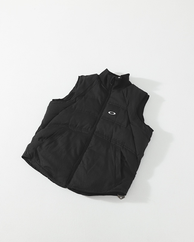 OAKLEY VESTS