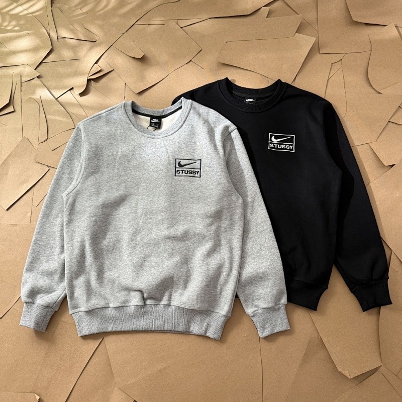 NIKE SWEATSHIRTS