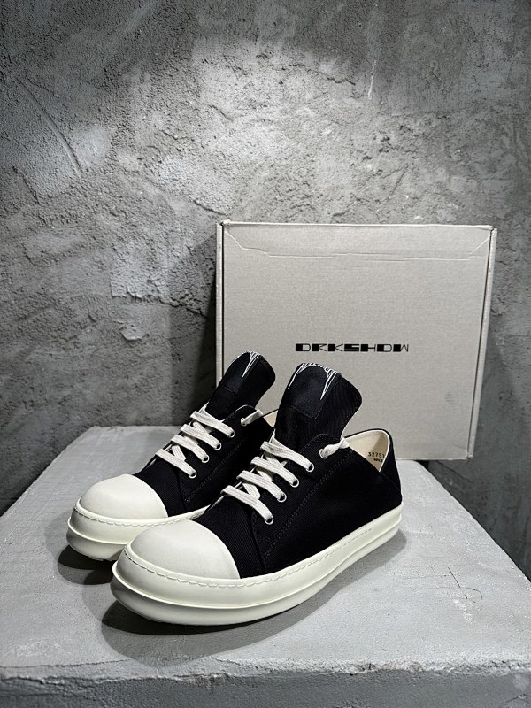 RICK OWENS (215)
