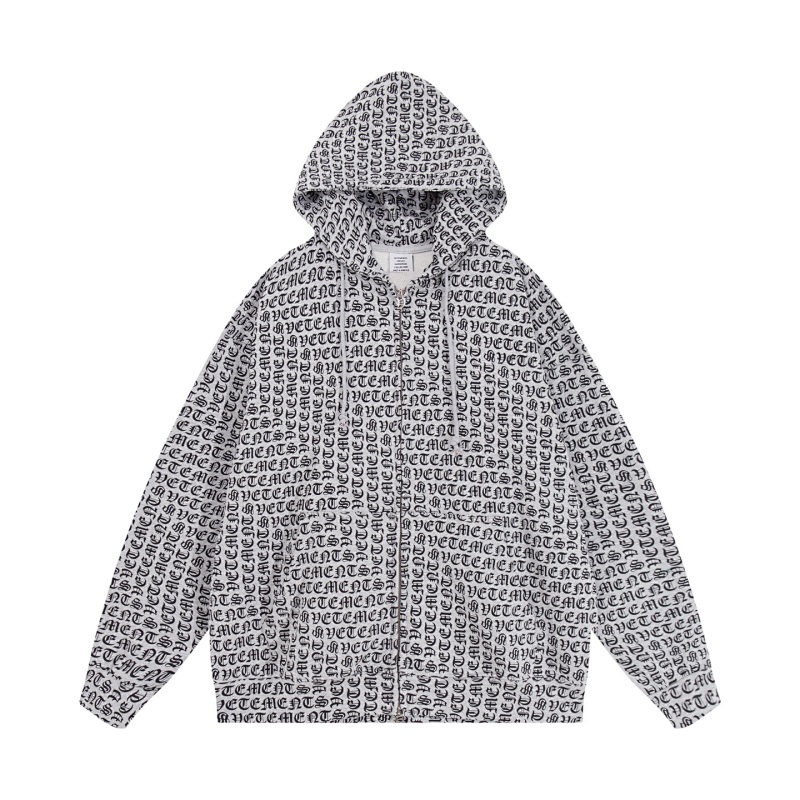 VETEMENTS (94)