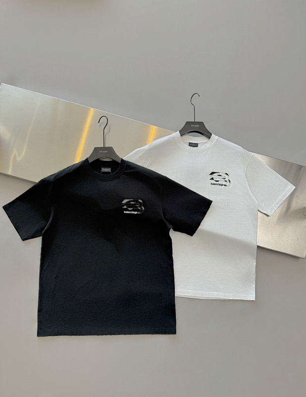 BALENCIAGA (136)