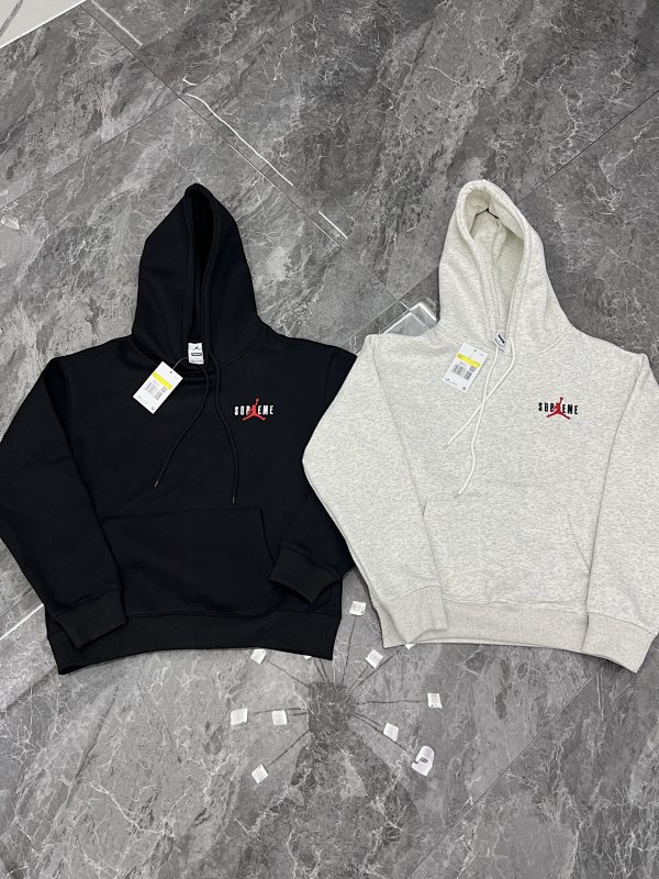 SUPREME (421)