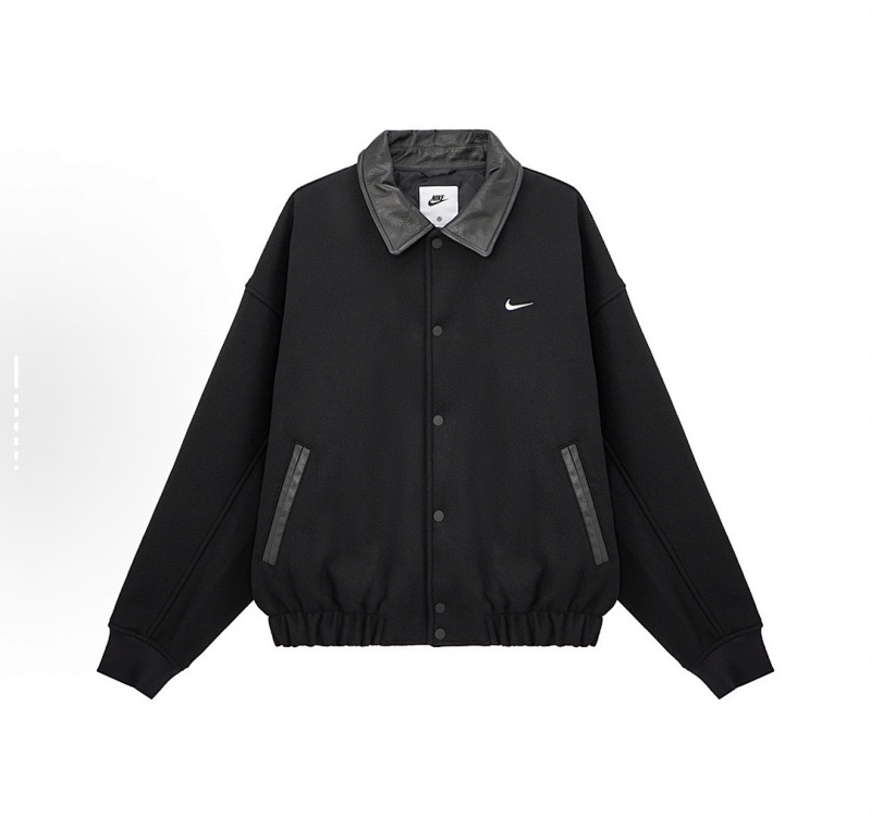 NIKE SNEAKERS (110)