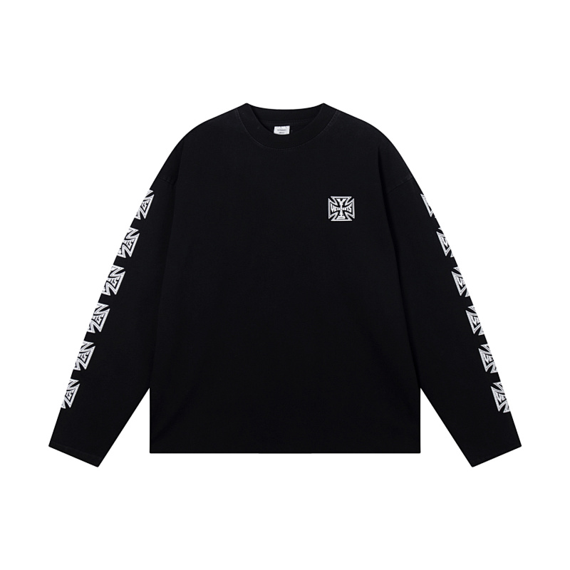 VETEMENTS (33)