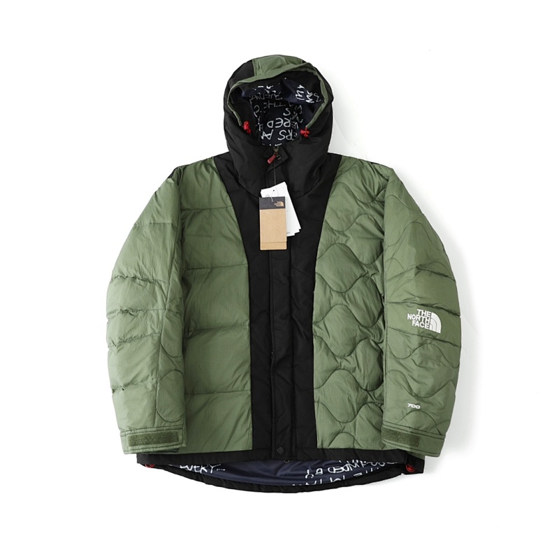 TNF PUFFERS (37)