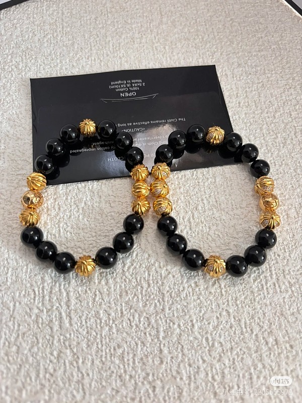 CHROME HEARTS (60)