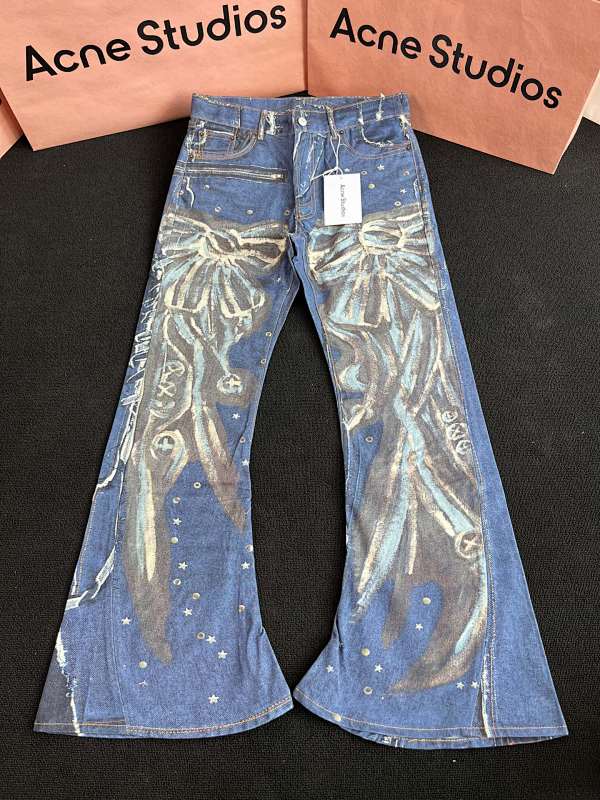 ACNE STUDIOS (281)