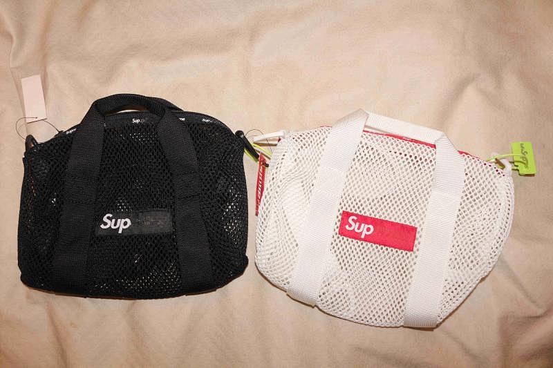 SUPREME (553)