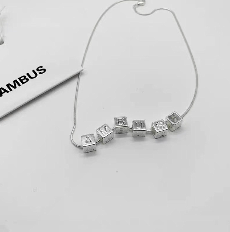 MAISON MARGIELA (54)