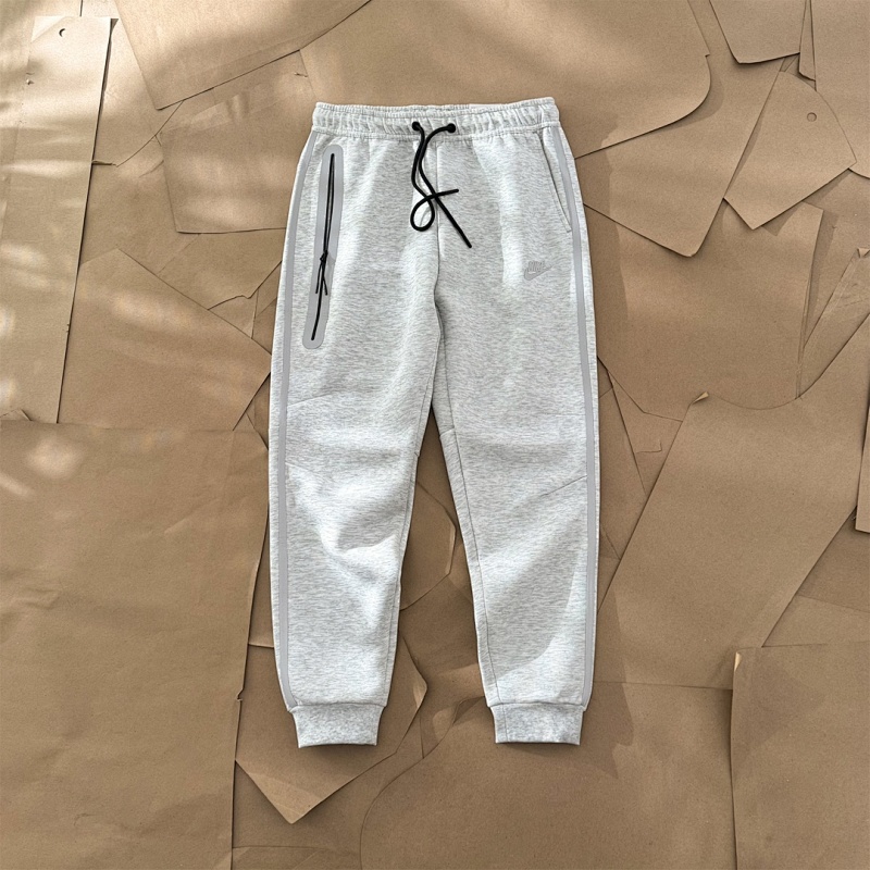 NIKE SWEATPANTS (5)
