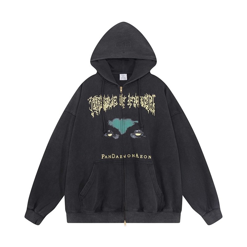 VETEMENTS (91)