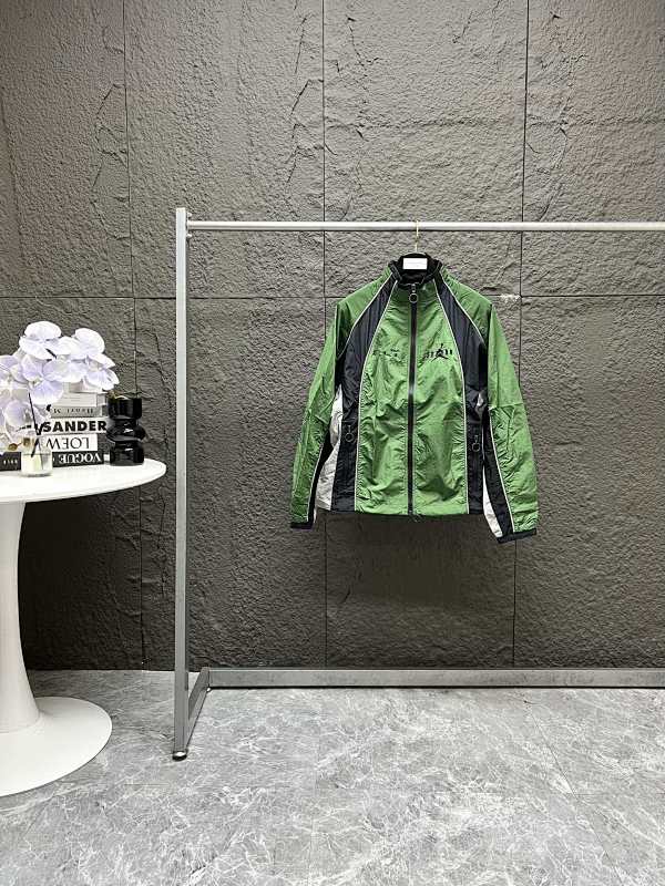 OFF WHITE (303)