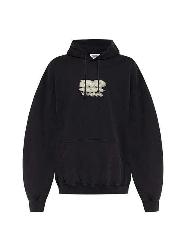 VETEMENTS (134)