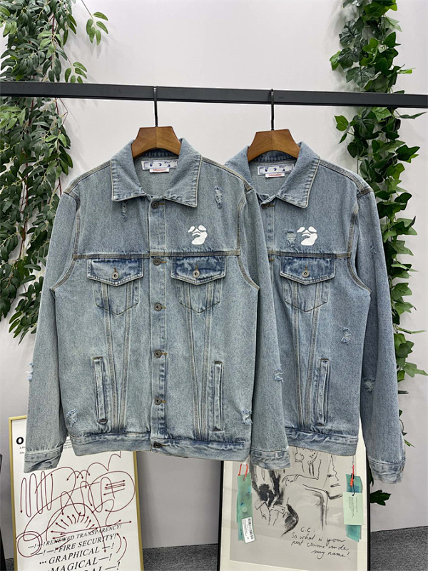 OFF WHITE (975)