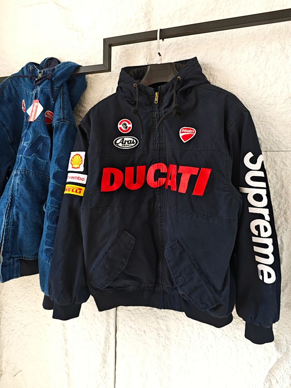 SUPREME (206)