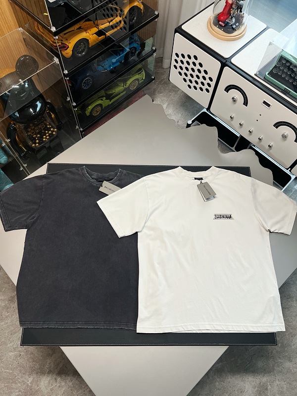 BALENCIAGA (9)