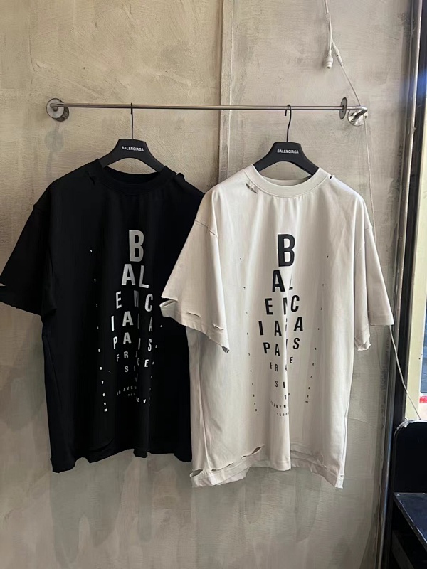 BALENCIAGA (636)