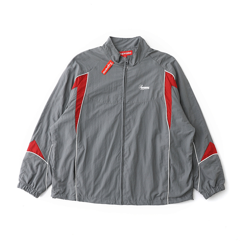 SUPREME (81)
