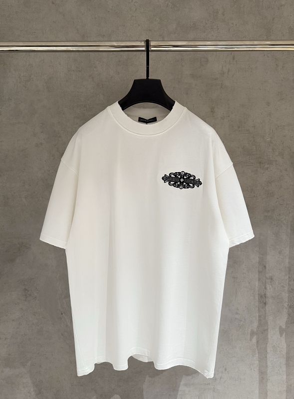 CHROME HEARTS (191)
