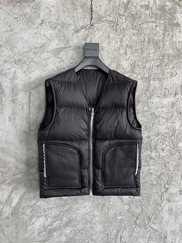 RICK OWENS (323)