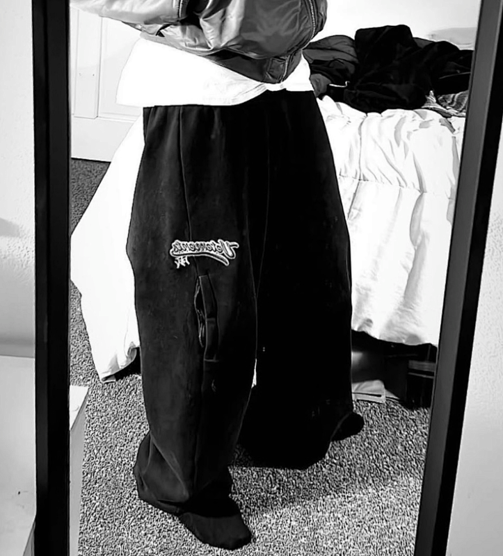 VETEMENTS (153)
