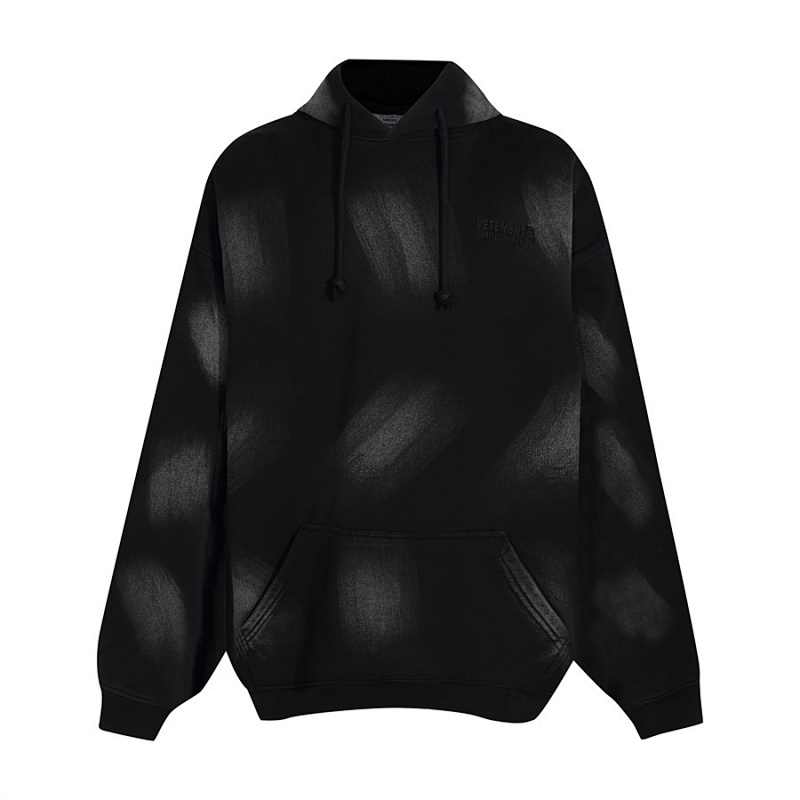 VETEMENTS (353)