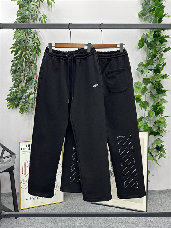 OFF WHITE (915)