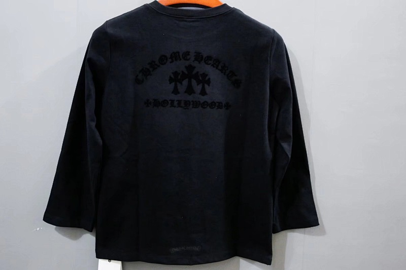 CHROME HEARTS (558)