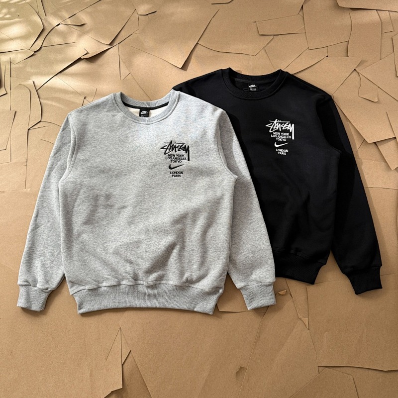 NIKE SWEATSHIRTS