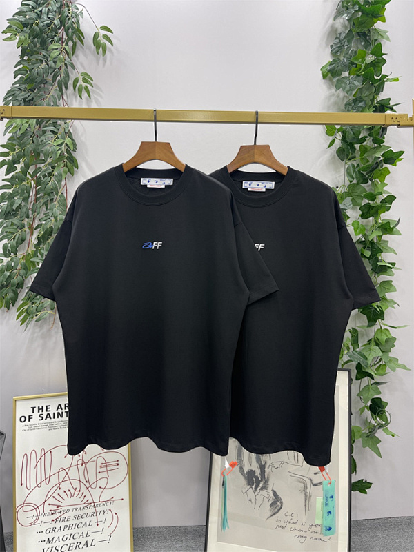 OFF WHITE (943)