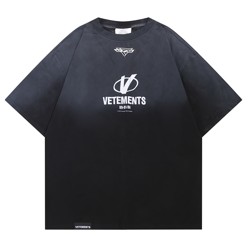 VETEMENTS (105)