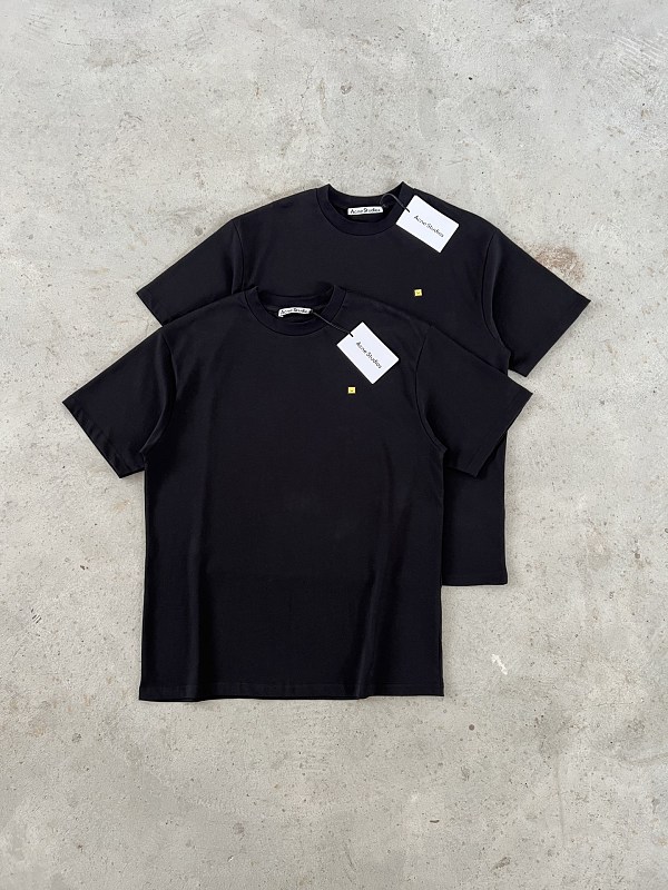 ACNE STUDIOS (47)