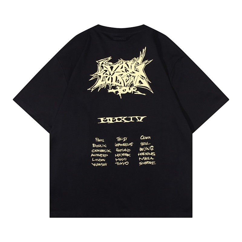 VETEMENTS (211)