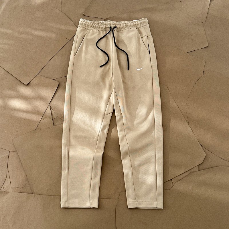 NIKE SWEATPANTS (4)