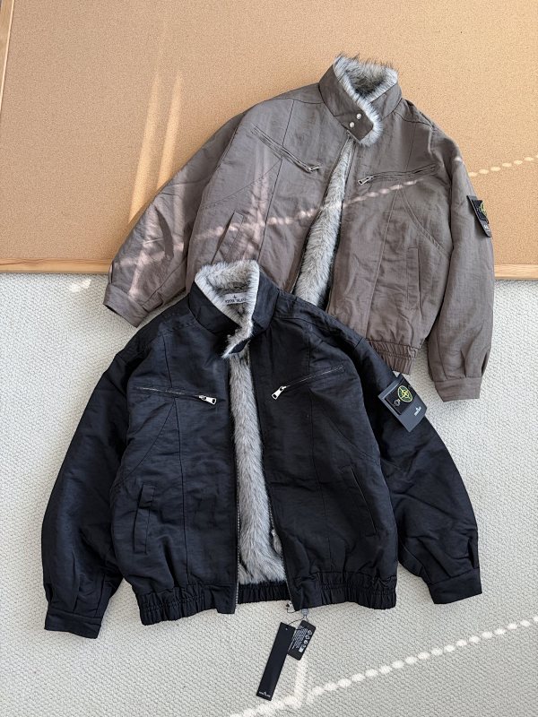 STONE ISLAND (112)