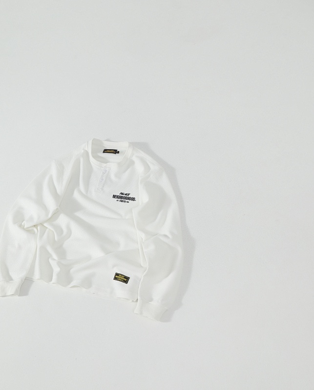 PALACE TSHIRTS