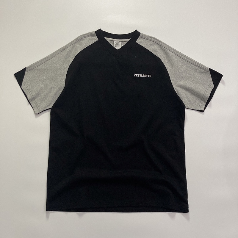 VETEMENTS (25)