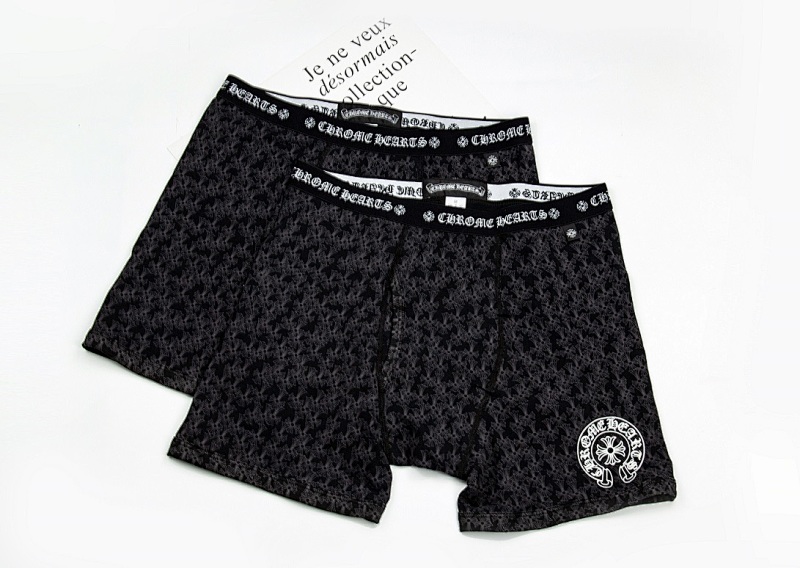 CHROME HEARTS (670)