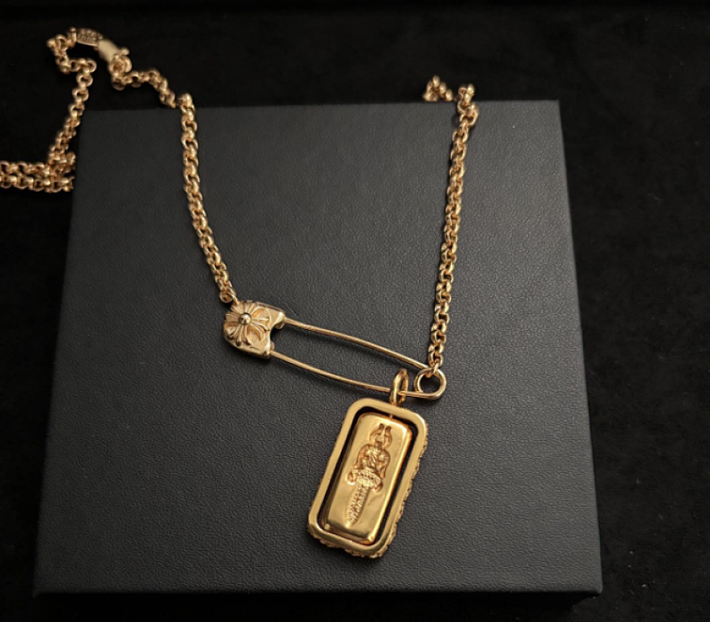 CHROME HEARTS (295)