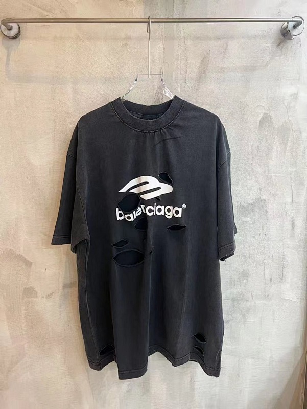 BALENCIAGA (648)