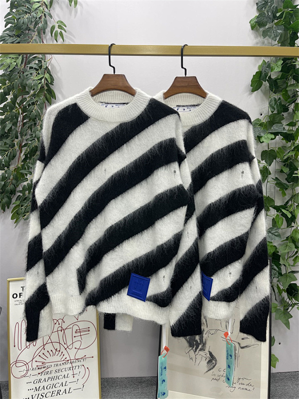 OFF WHITE SWEATERS