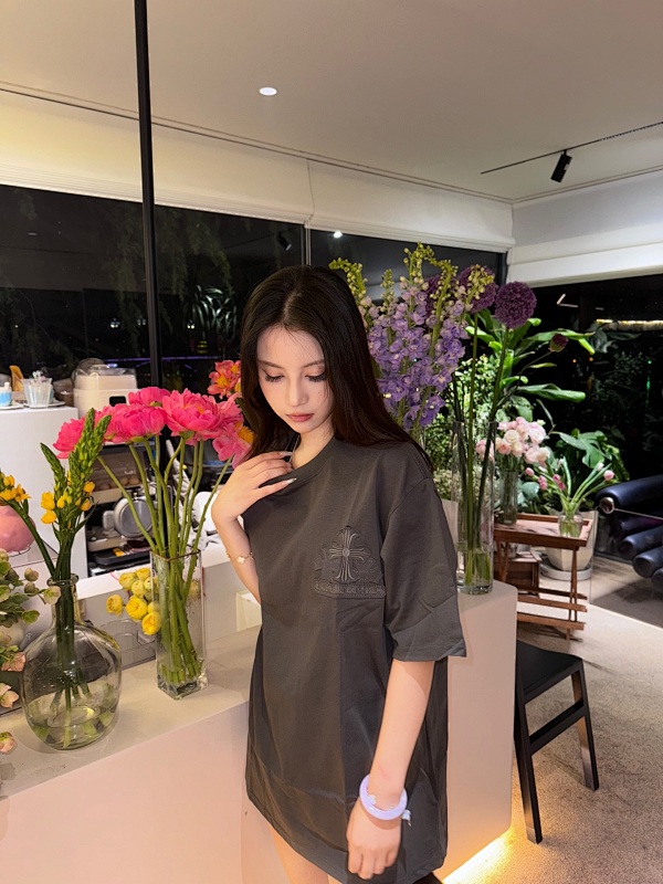 CHROME HEARTS (553)